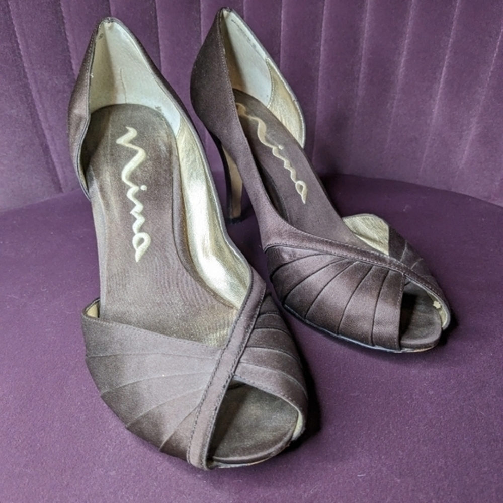 Nina Size 7.5 Brown Satin Formal Heels